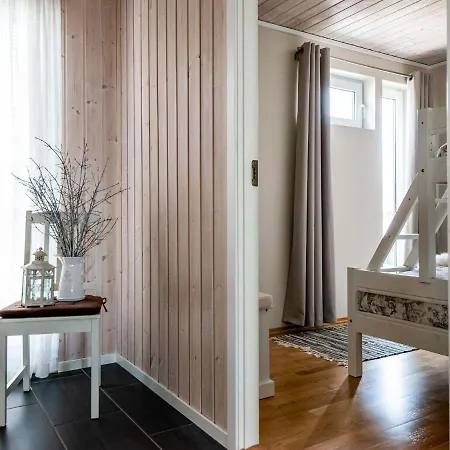 Holiday home Holiday Home Bomlo